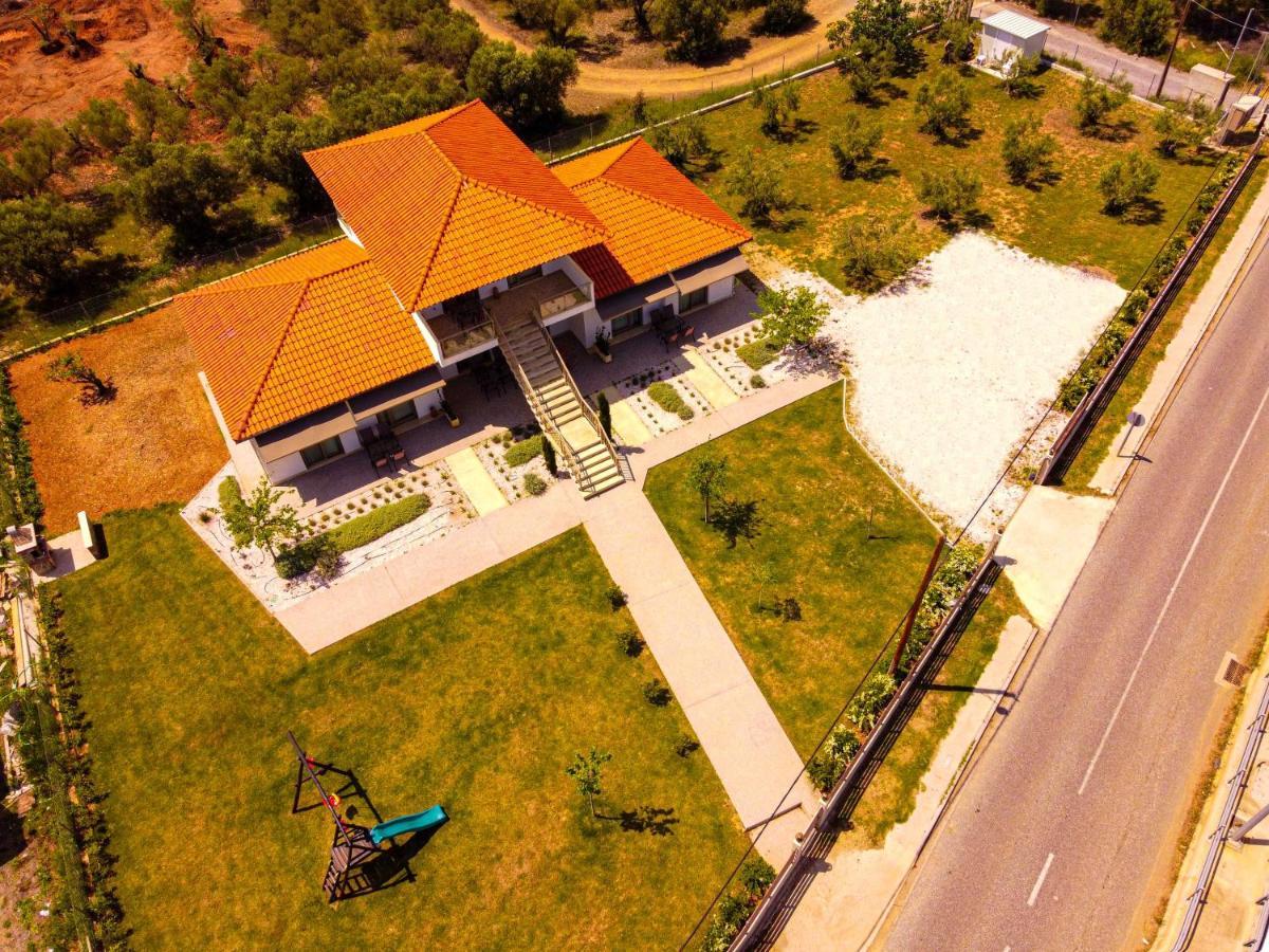 נאה פוטידאה Varkes Suites 1 מראה חיצוני תמונה